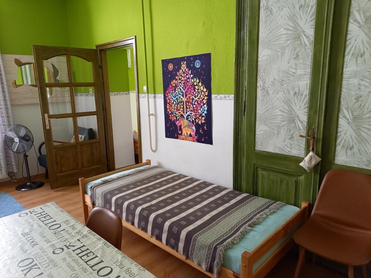 Gábor Vendégház Eger Extérieur photo