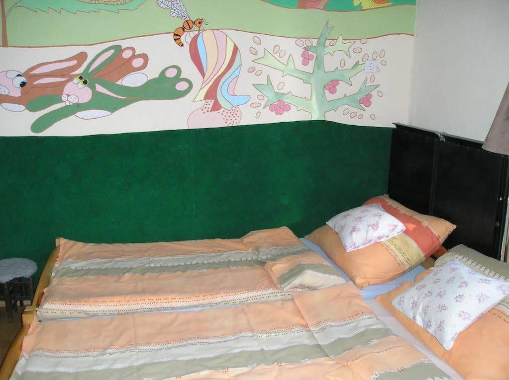 Gábor Vendégház Eger Extérieur photo